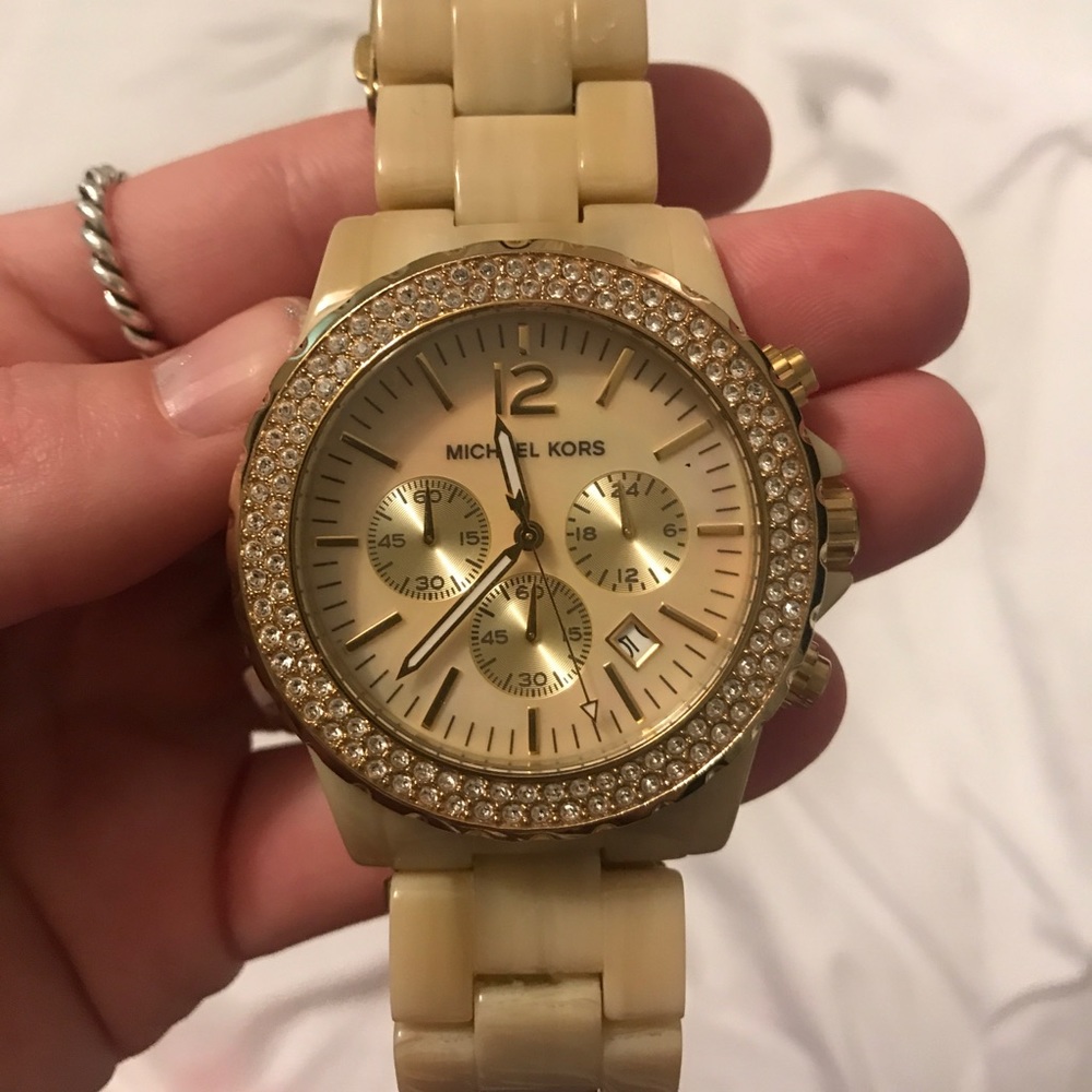 Micheal kors tortoise tan/gold watch